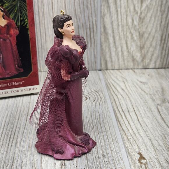 Vintage Hallmark Keepsake Ornament‎ 1997 Scarlett O'Hara Burgundy Gown Boxed NIB - Picture 2 of 8